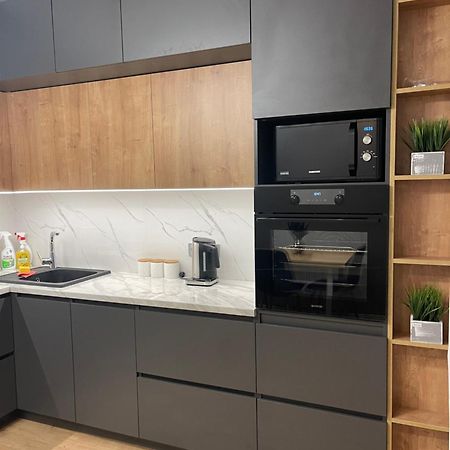 Vip Квартира В Центре Города, Новостойка В Жк Prestige Apаrtments, Ровно Exteriör bild