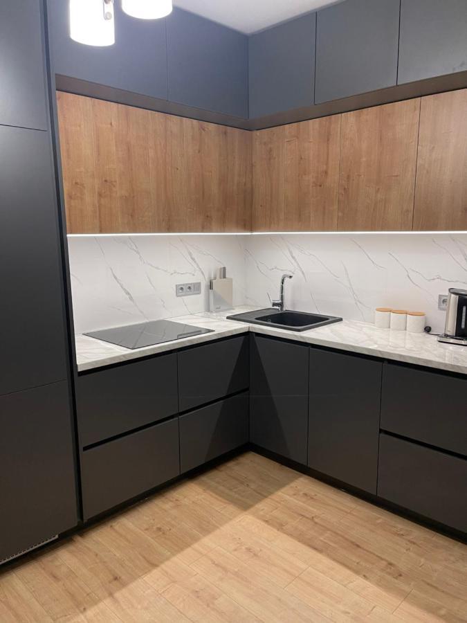 Vip Квартира В Центре Города, Новостойка В Жк Prestige Apаrtments, Ровно Exteriör bild